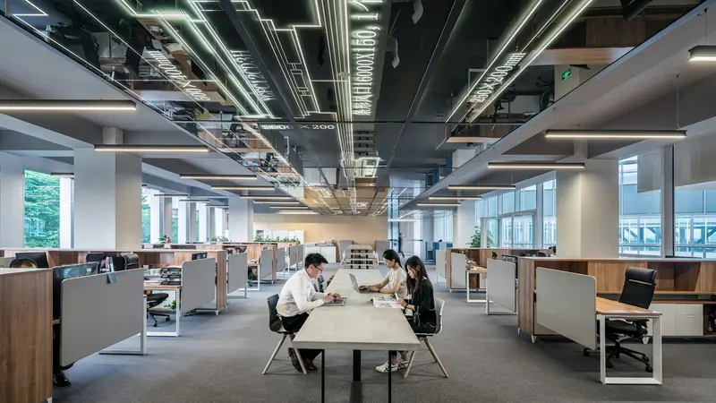 The floor of a working software office